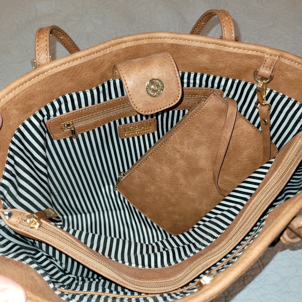 Urban Expressions Handbag - Picture 6 of 6